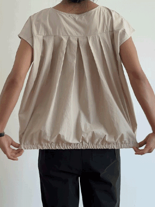 paper pleated blouse