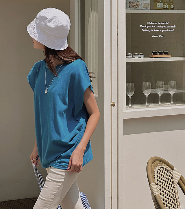 Limit Pintuck Cap Sleeve Tee