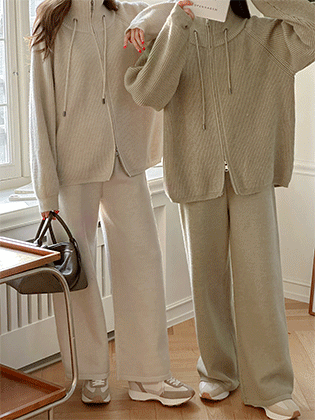 Cozy high neck knit set