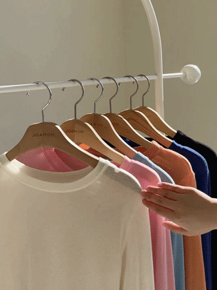 Must Wool Round Tee