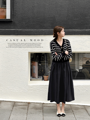 V-neck striped knit dress