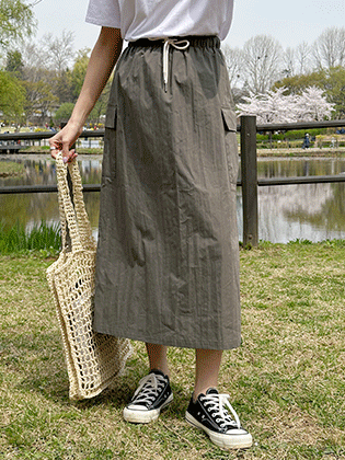 Kaya double pocket skirt