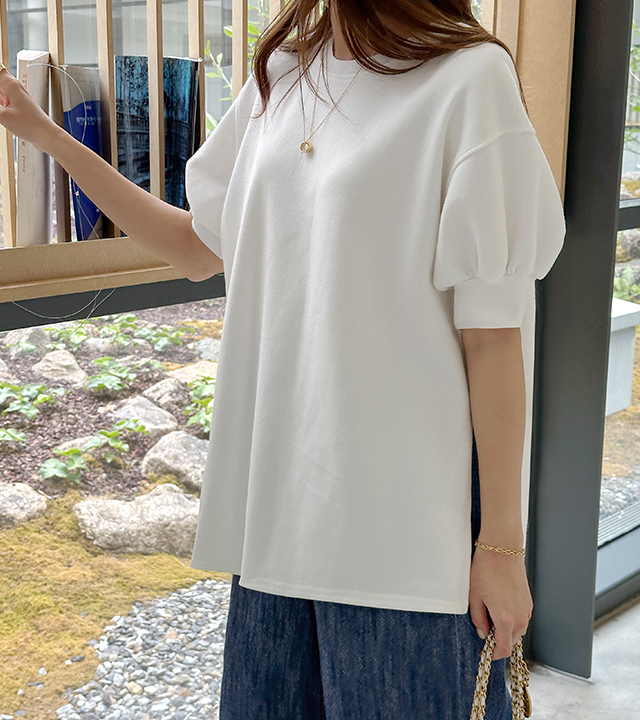 Claire puff slit tee