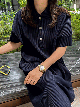 Pleated collar neck long dress