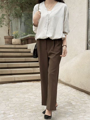 Modern two-pin tuck wide slacks