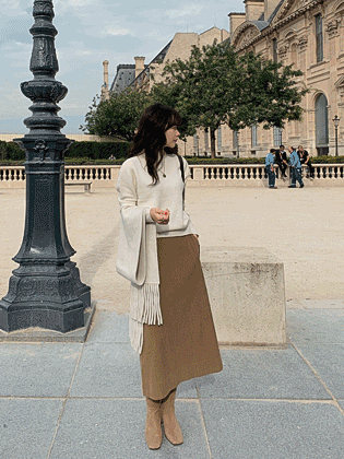Bell H-line corduroy skirt