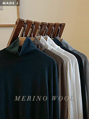 [MADE] And Merino Wool Polar Knit