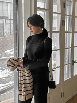 Lovely lace polar knit