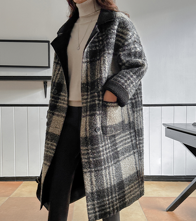 Buckle check long coat
