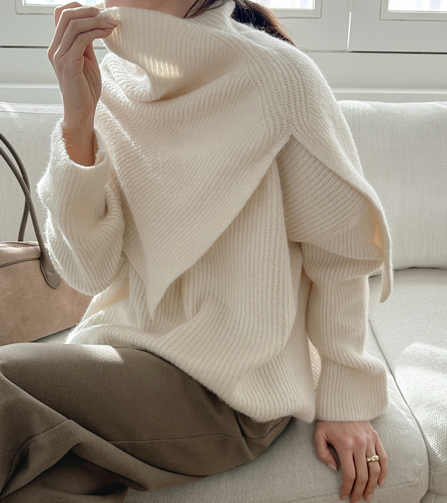 Cape set wool knit