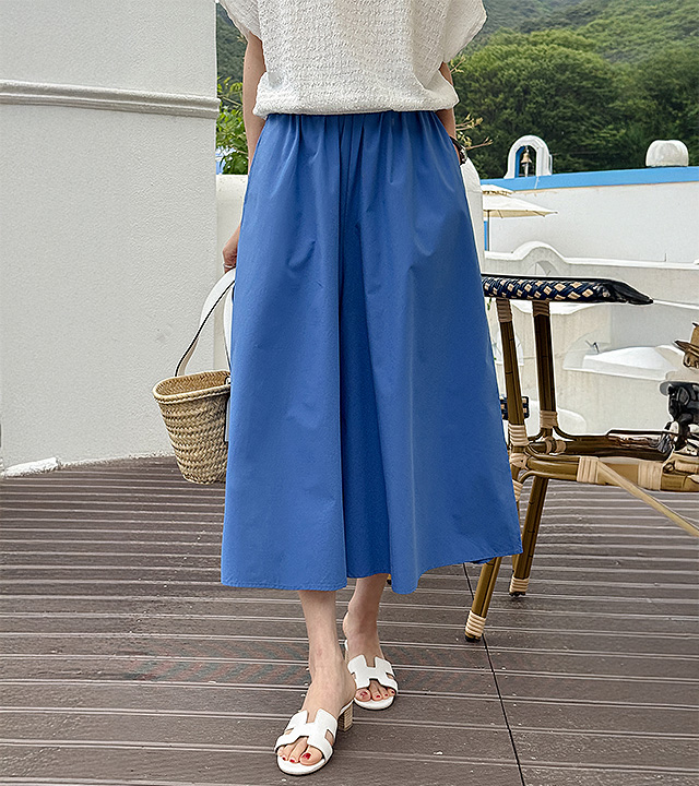 Pocari Flare Fit Pants