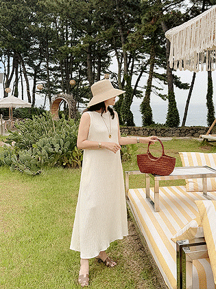 Million pleated one piece