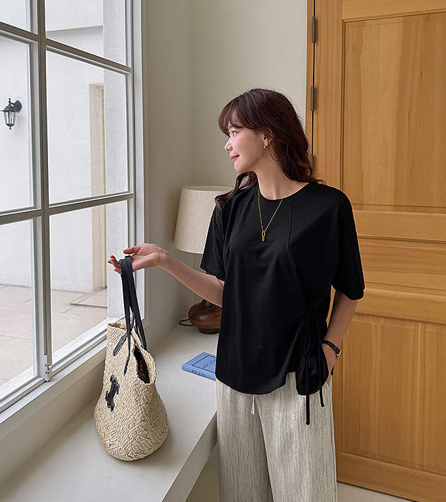 Ribbon Tie Short Sleeve T-shirt