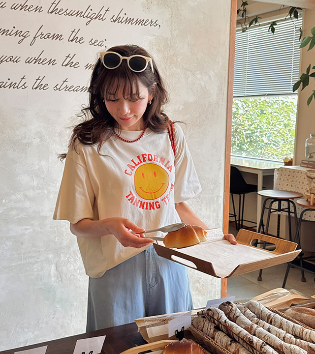 Smile Washing Short Sleeve Tee