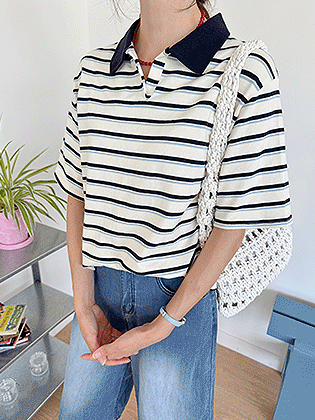 Mumu semi-open carat tee