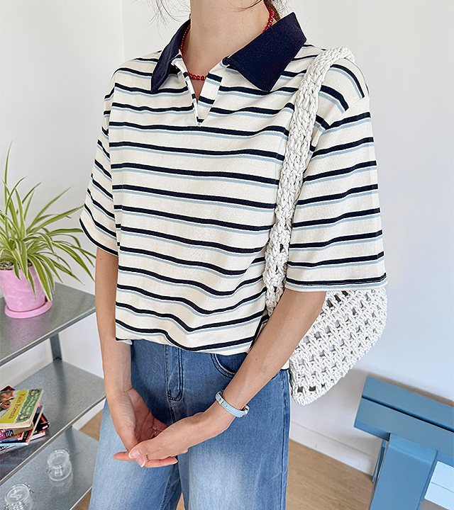 Mumu semi-open carat tee