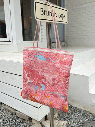 Cared scarf shoulder bag