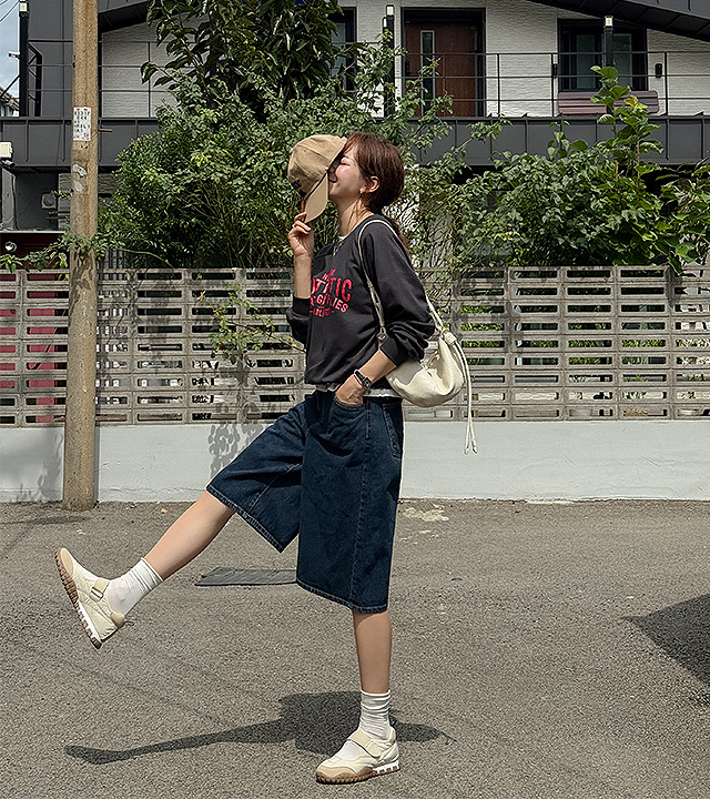 Of Bermuda Denim Pants