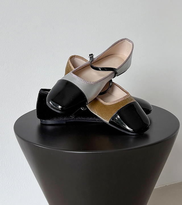 Bell Two-Tone Mary Jane Flats