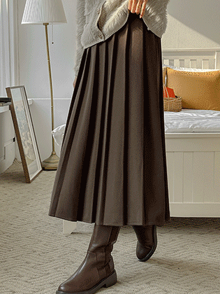 Olia pleated half-banded skirt