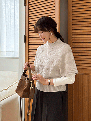 Fluffy Pearl Poncho Knit
