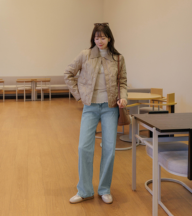 All-time wide denim pants