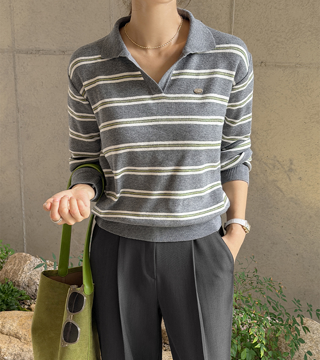 Hug Stripe Collar Knit