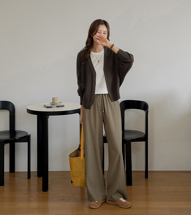 Deep V-neck raglan cardigan