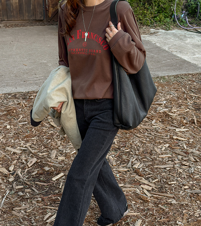 Francy Lettering Sweatshirt