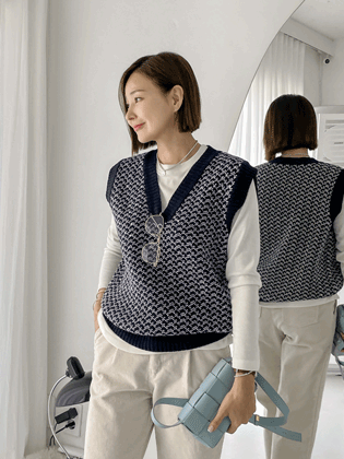 Kanto pattern knitted vest