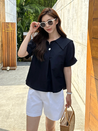 Liquor Button Sailor Blouse