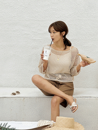 Limon boat neck net knit