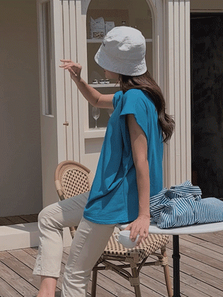 Limit Pintuck Cap Sleeve Tee