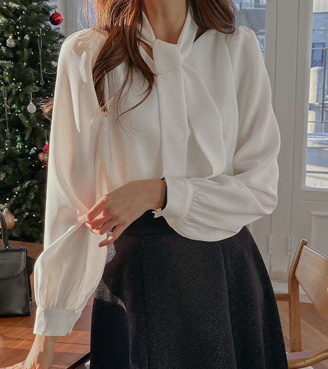 holiday tie blouse