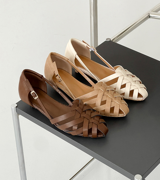 Wooden weaving sandal flats