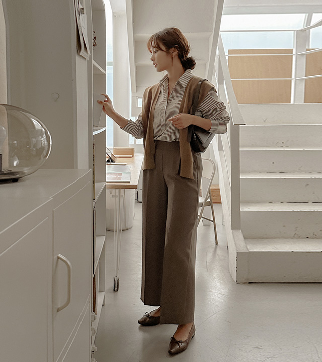 Joy button wide slacks