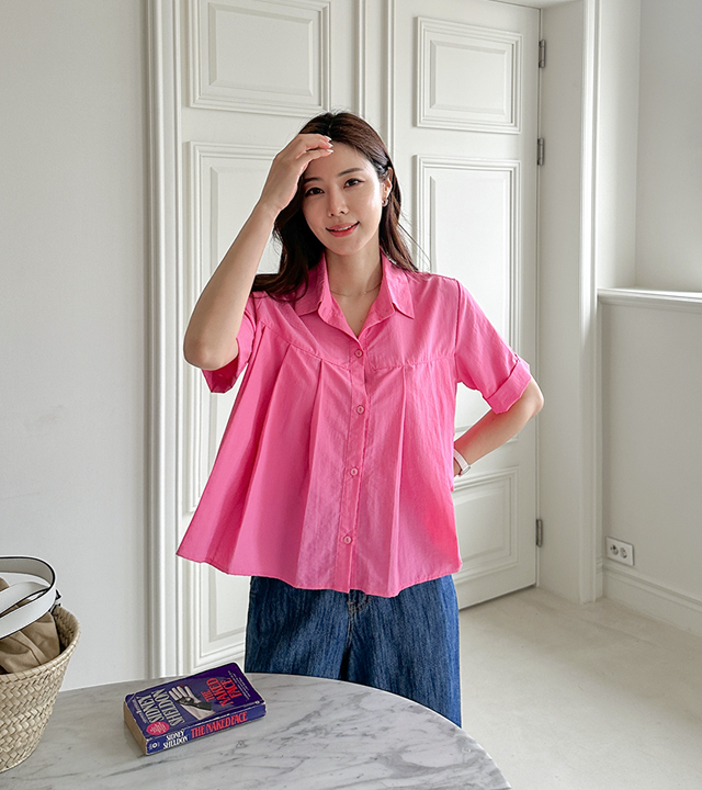 roll-up pleated shirt