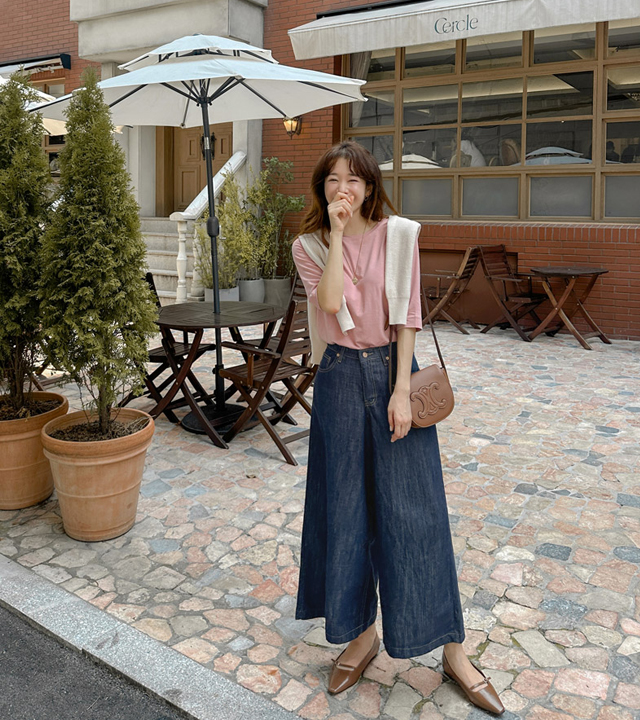 Non-Fade Culotte Denim Pants