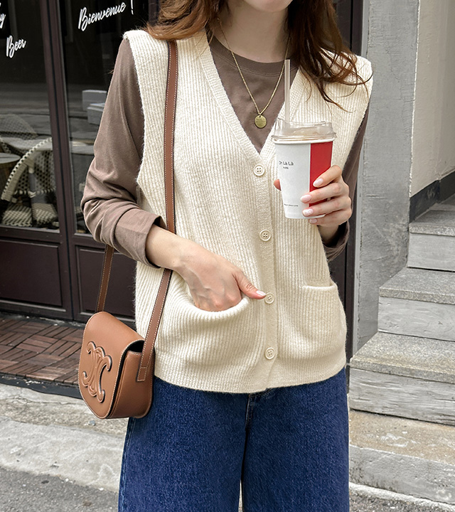 Soft Pocket Knit Vest