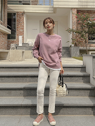 Delia raglan sweatshirt