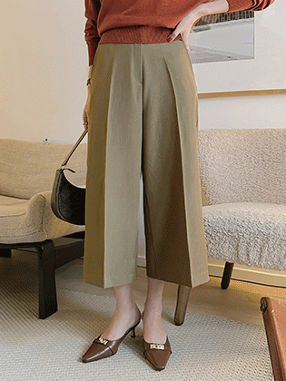 Classic wide 8-part slacks