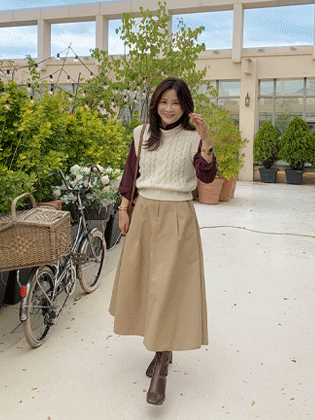 Pearl Blend Knit Vest