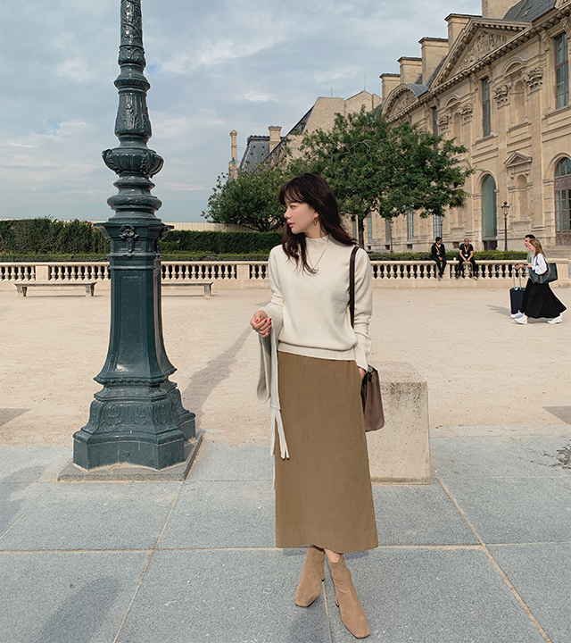 Bell H-line corduroy skirt
