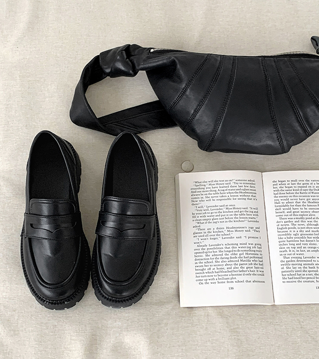 Classic high heel penny loafer