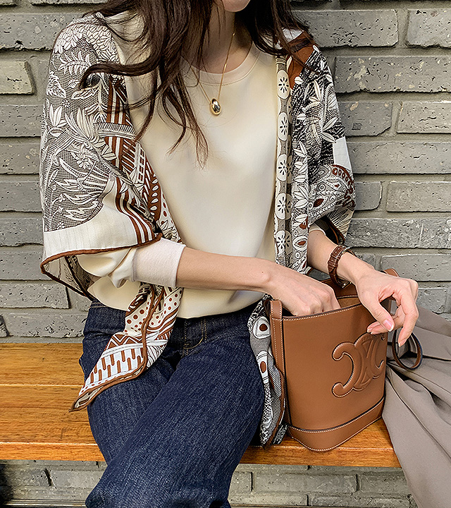 Le Moon Shawl Scarf