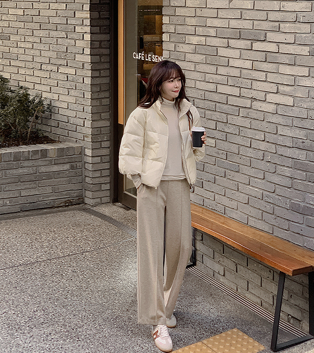 High neck volume goose padding jumper