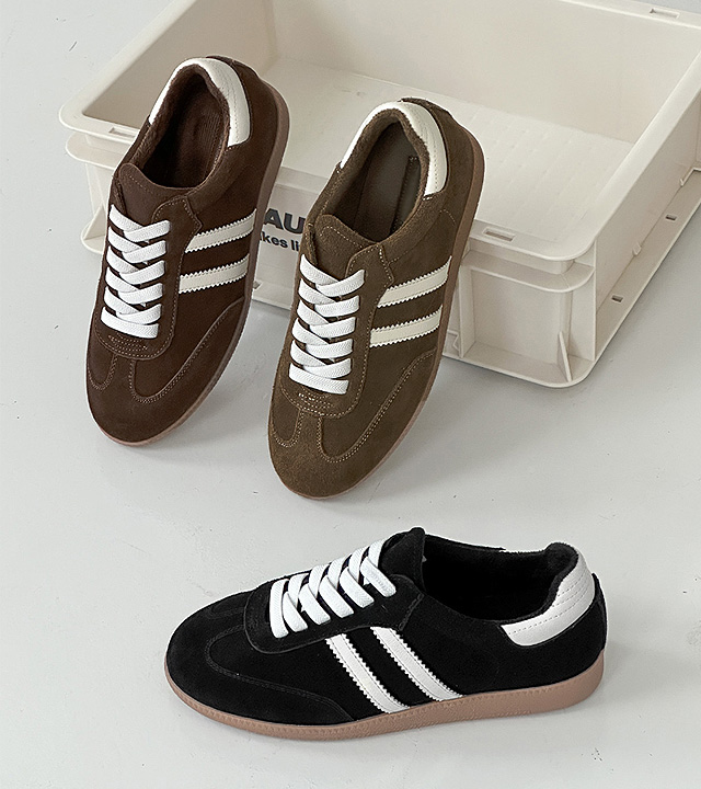 Line Suede Leather Sneakers