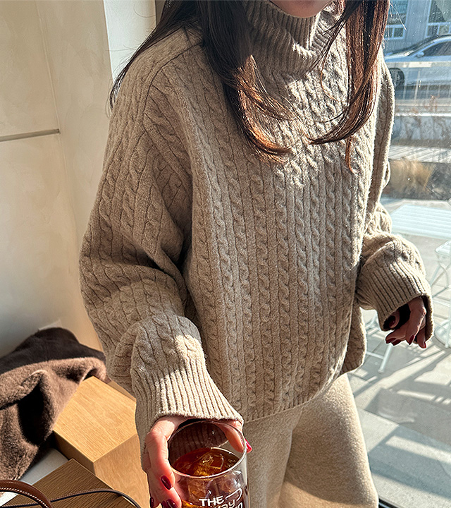 Melin Cable Polar Knit