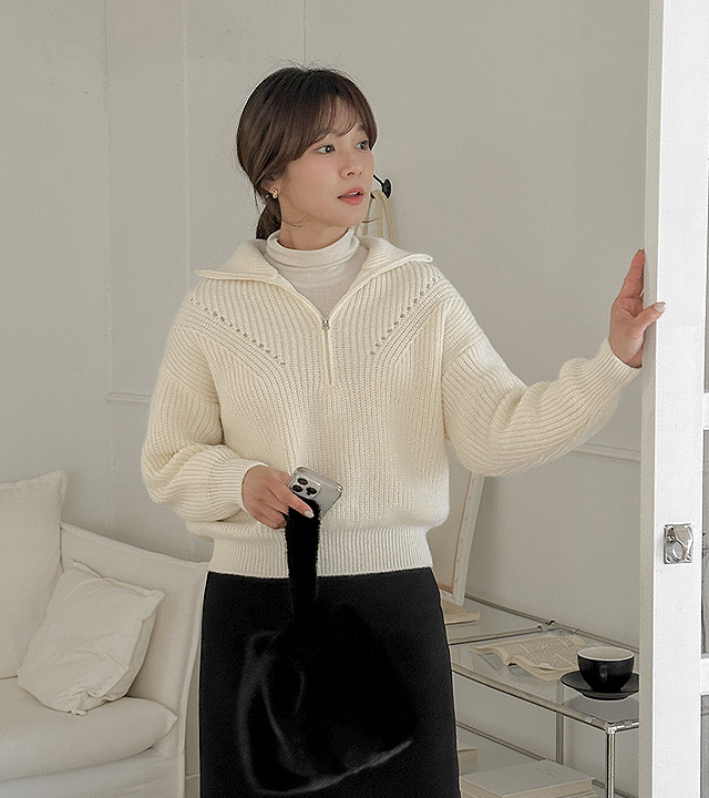 Mute Half Zip-up Knit