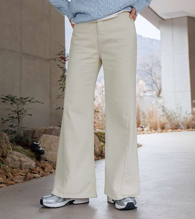 Enter cut-line sheepskin pants